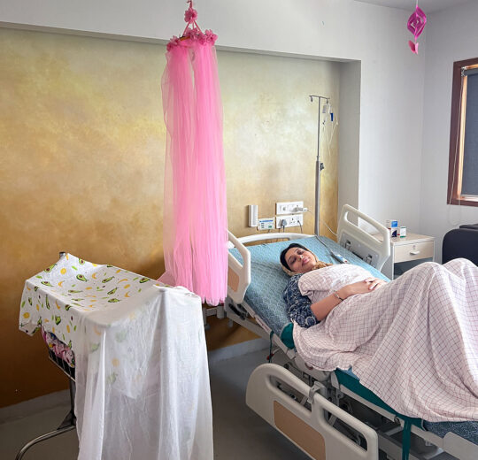 after delivery care for the newborn baby by our pediatrician